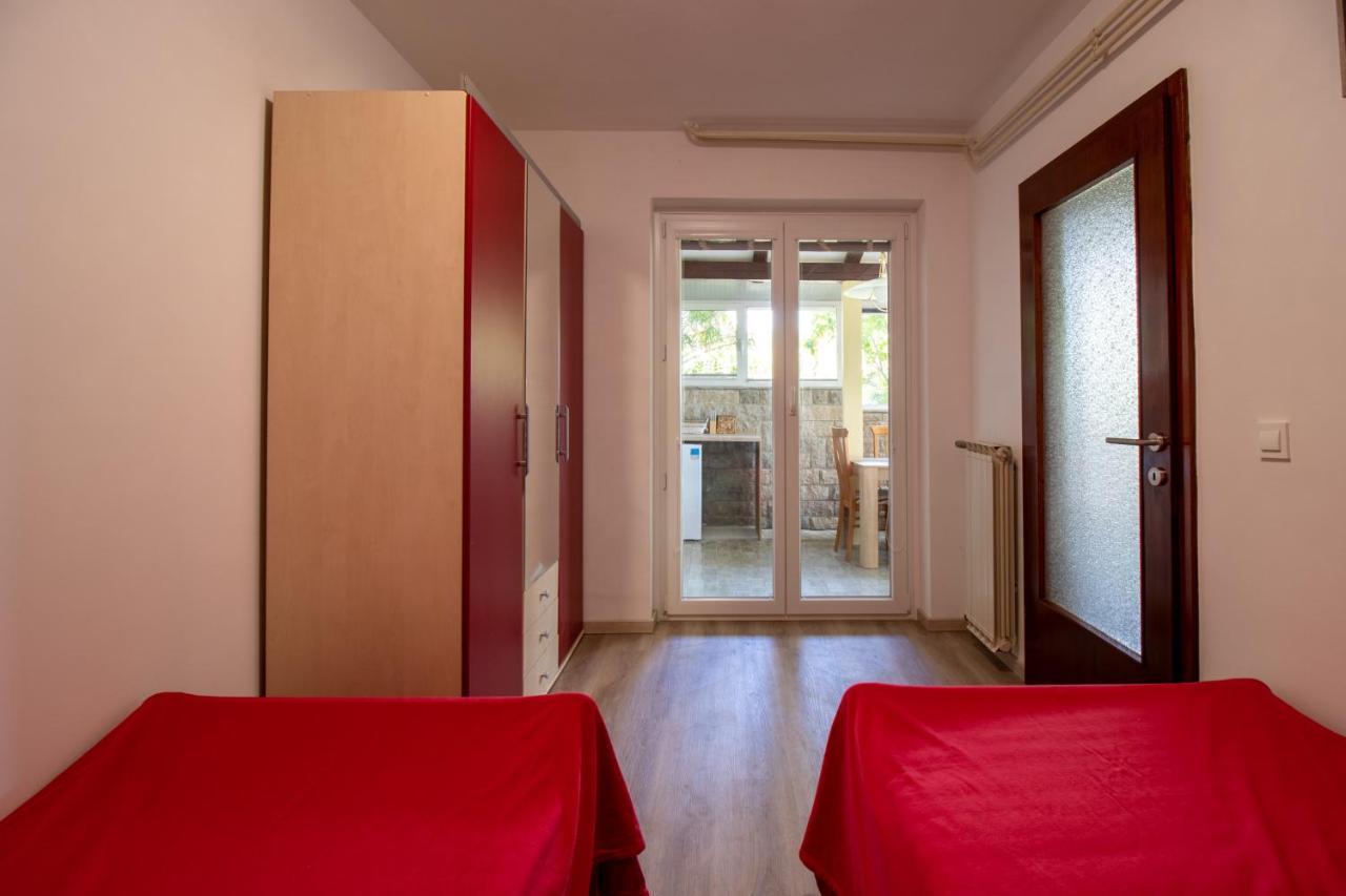 Olive Garden & Sea Apartments Порторож Екстер'єр фото