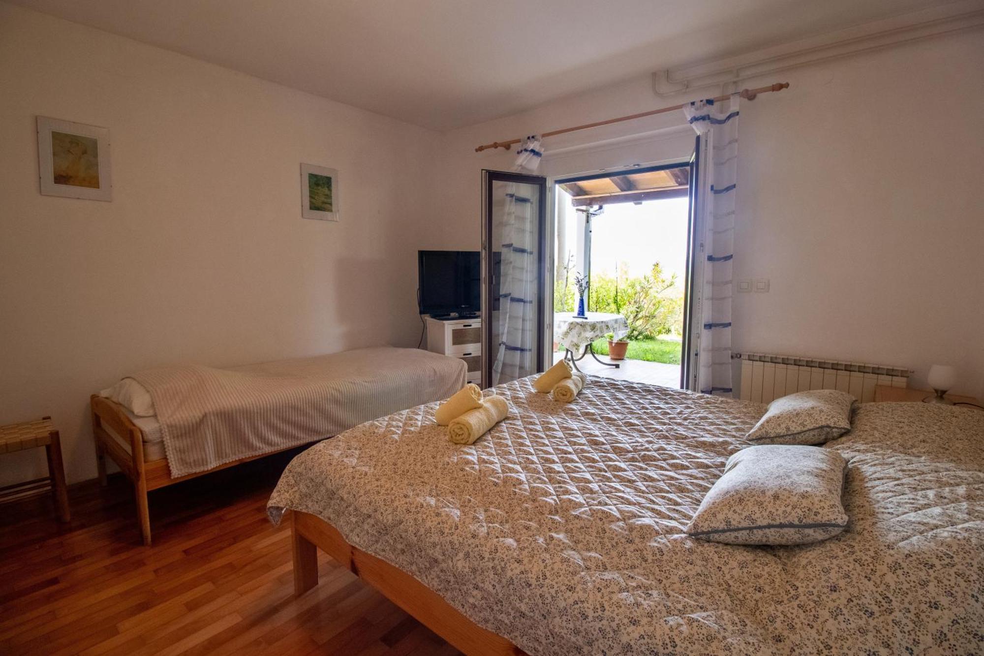 Olive Garden & Sea Apartments Порторож Екстер'єр фото