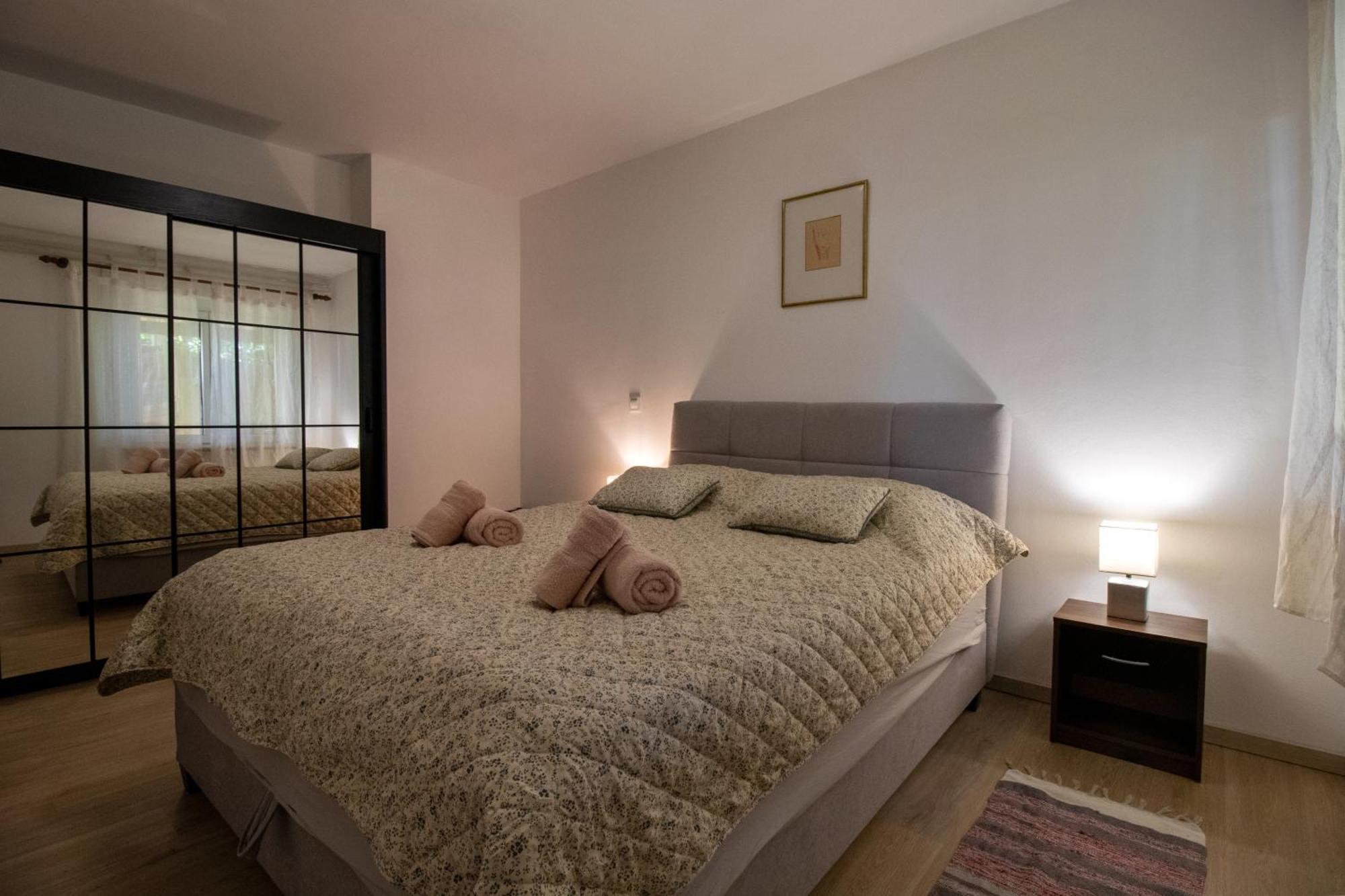 Olive Garden & Sea Apartments Порторож Екстер'єр фото